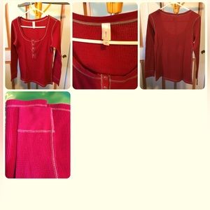 Gap Body long sleeve thermal top.